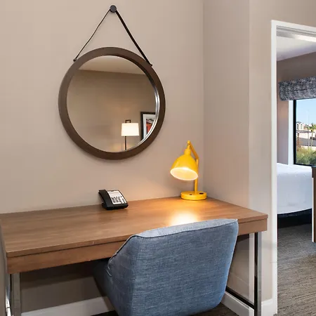 Hampton Inn Phoenix Airport North