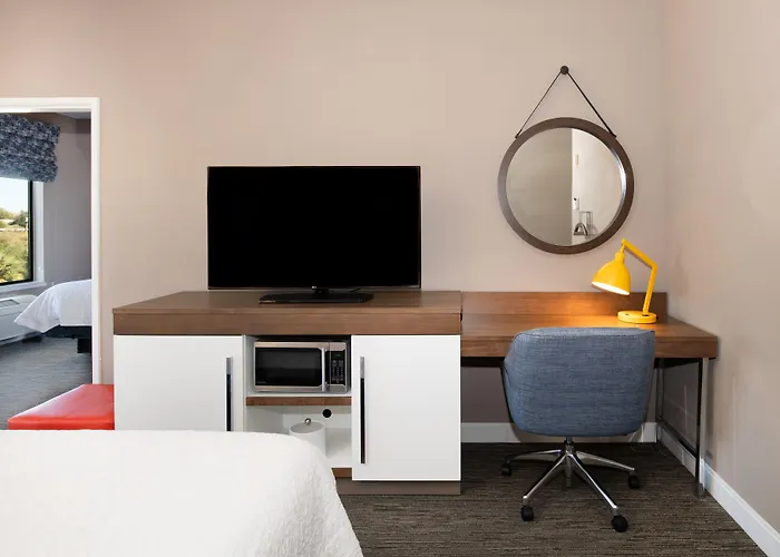 Hotel Hampton Airport North 3*