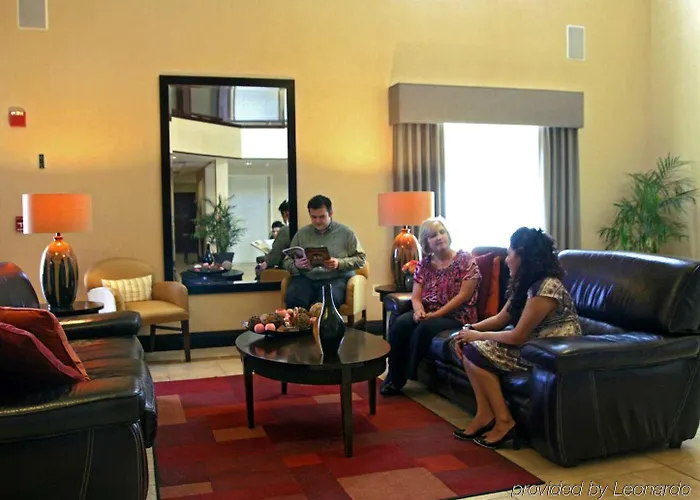Hotel Hampton Airport North